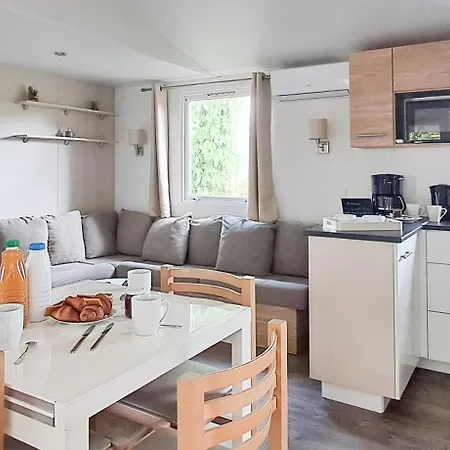 مكان تخييم Naphtase Mh01s Le Refuge Des Pins